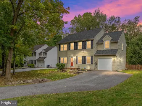 4001 Stirrup Ct, Boothwyn, PA 19061
