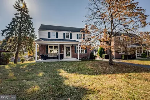 405 Avondale Rd, Havertown, PA 19083