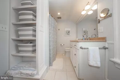 Bath - 107 Radnor Rd, Wayne, PA 19087 photo 1 of 5