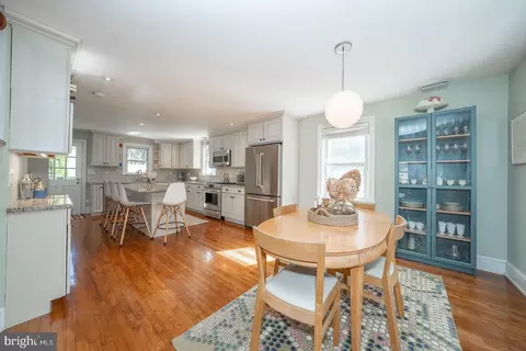 Dining - 107 Radnor Rd, Wayne, PA 19087 photo 1 of 2