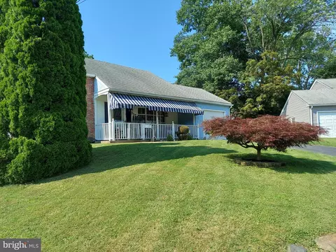 317 Rolling Creek Rd, Swarthmore, PA 19081