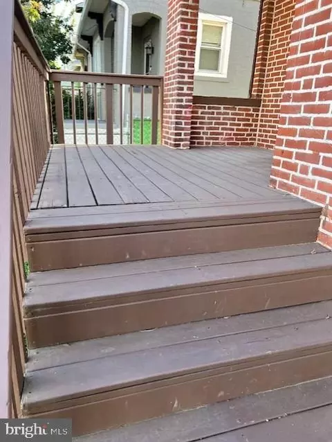 Exterior - 31 Spruce St, Marcus Hook, PA 19061 photo 7 of 7