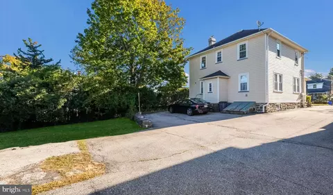 305 W Wayne Ave, Wayne, PA 19087 photo 25