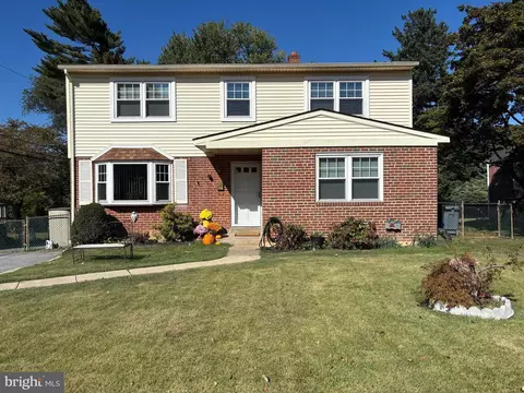 2941 Hillside Rd, Broomall, PA 19008