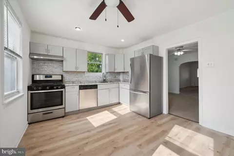 8106 Arlington Ave, Upper Darby, PA 19082