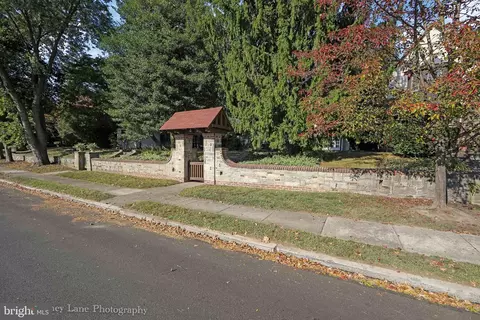 10 Windsor Cir, Springfield, PA 19064 photo 9