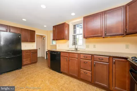 10 Windsor Cir, Springfield, PA 19064 photo 26