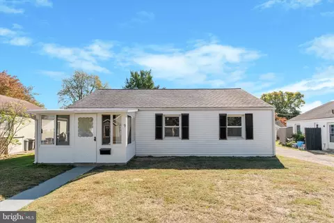 9 Pancoast Ave, Aston, PA 19014