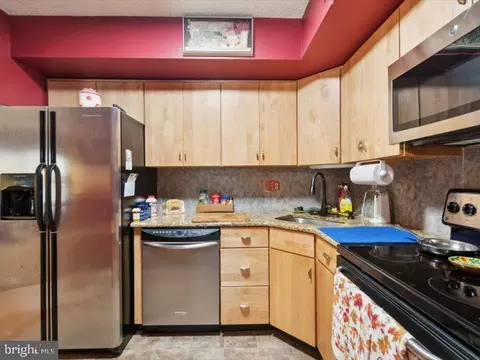 1805 N Glen Dr #1805, Glen Mills, PA 19342