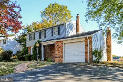 202 Bridge Rd, Ogden, PA 19061 photo 2