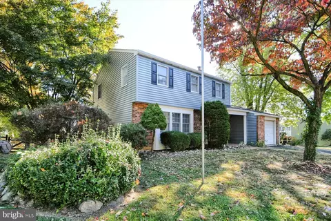 202 Bridge Rd, Ogden, PA 19061 photo 3