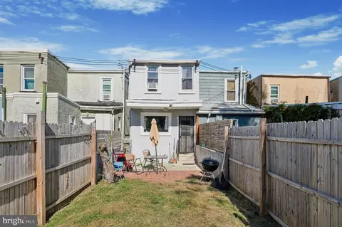 Exterior - 29 W 3rd St, Marcus Hook, PA 19061 photo 3 of 3