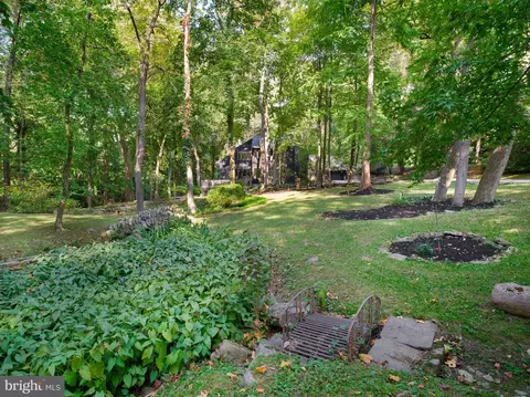 Exterior - 475 Glenmary Ln, Wayne, PA 19087 photo 15 of 17