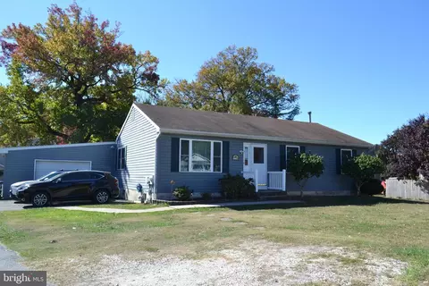 518 Bethel Ave, Aston, PA 19014