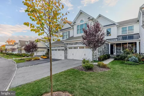 518 Wyola Farm Rd, Newtown Square, PA 19073
