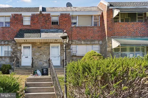 404 Midvale Rd, Upper Darby, PA 19082