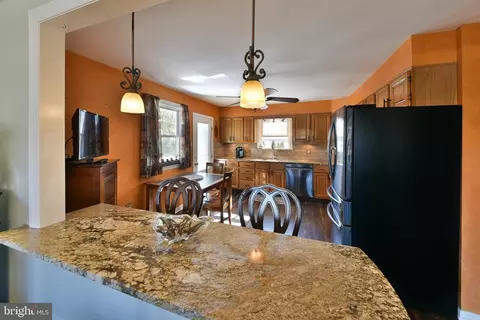 Kitchen - 314 Ogden Pl, Springfield, PA 19064 photo 3 of 4