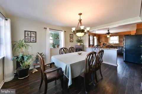 Dining - 314 Ogden Pl, Springfield, PA 19064 photo 1 of 3