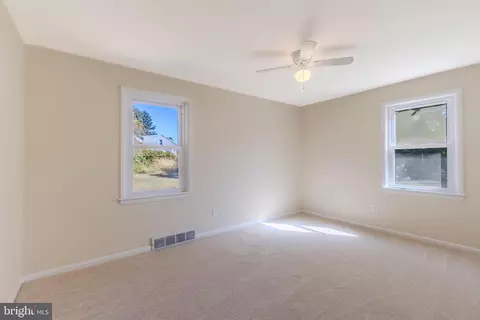 Bedroom - 1084 Flora Ln, Boothwyn, PA 19061 photo 2 of 6