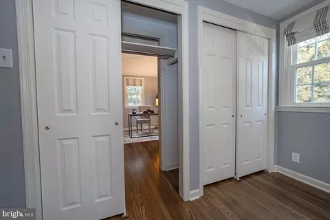 Entry Way - 429 Conestoga Rd, Wayne, PA 19087 photo 2 of 3