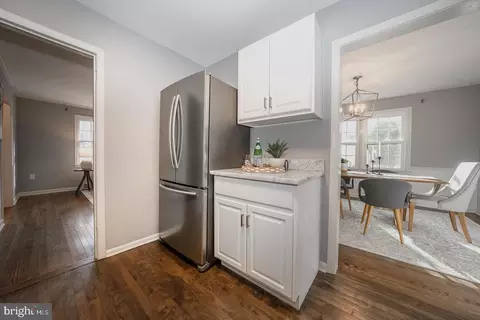 Entry Way - 429 Conestoga Rd, Wayne, PA 19087 photo 1 of 3