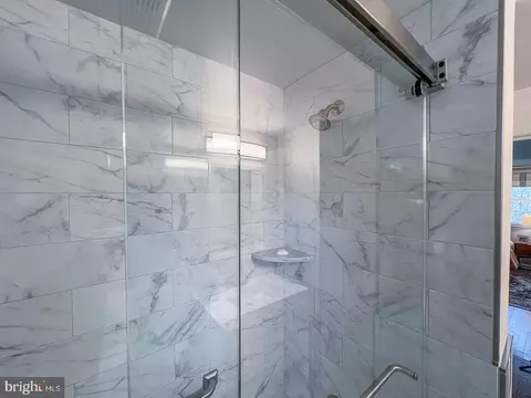 Bath - 429 Conestoga Rd, Wayne, PA 19087 photo 2 of 4