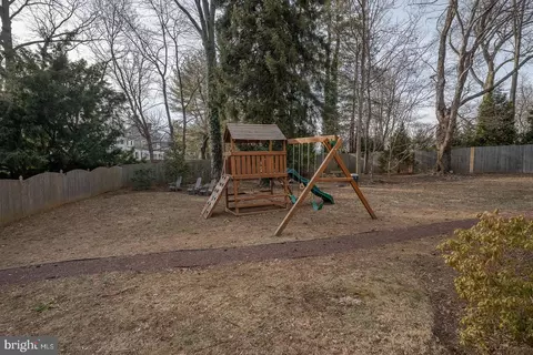 Exterior - 429 Conestoga Rd, Wayne, PA 19087 photo 2 of 5
