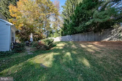 Exterior - 429 Conestoga Rd, Wayne, PA 19087 photo 3 of 5