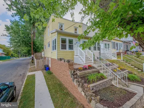 415 Felton Ave, Darby, PA 19023