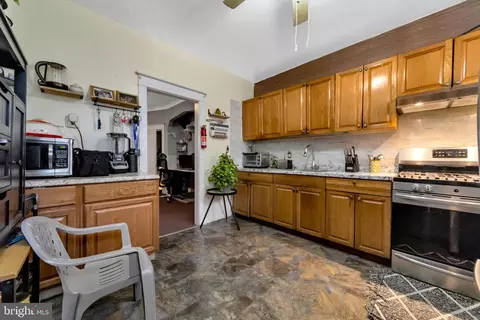 258 Wembly Rd, Upper Darby, PA 19082 photo 10