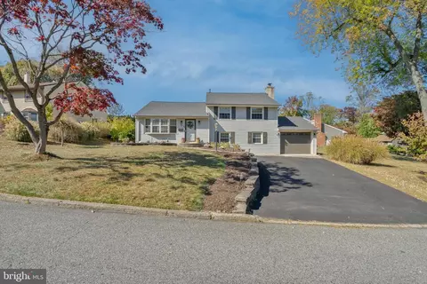 35 E Overhill Cir, Media, PA 19063