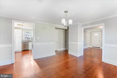 Entry Way - 1333 Plum St, Boothwyn, PA 19061 photo 1 of 2