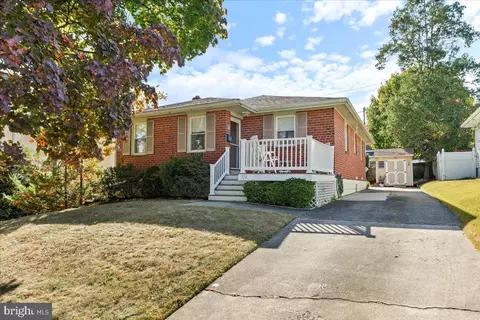 518 Broadview Rd, Upper Darby, PA 19082