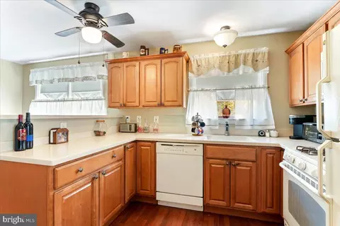 518 Broadview Rd, Upper Darby, PA 19082 photo 11