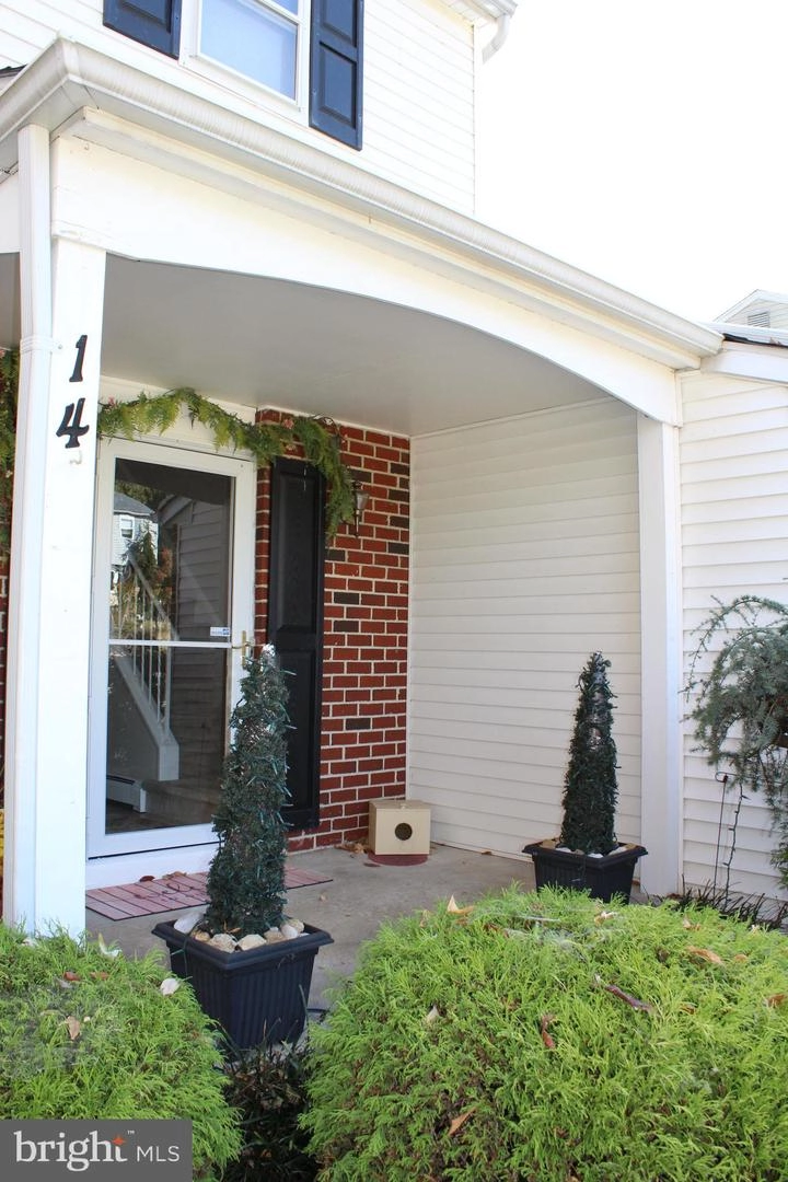 14 Winding Way, Ogden, PA 19061 photo 2