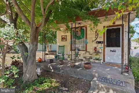 26 Hillside Ave, Upper Darby, PA 19082