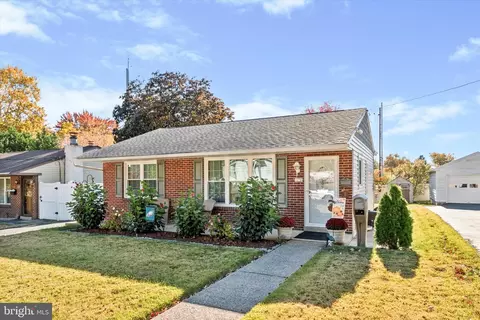 1010 Primos Ave, Secane, PA 19018