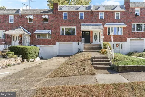 1327 Adair Rd, Brookhaven, PA 19015