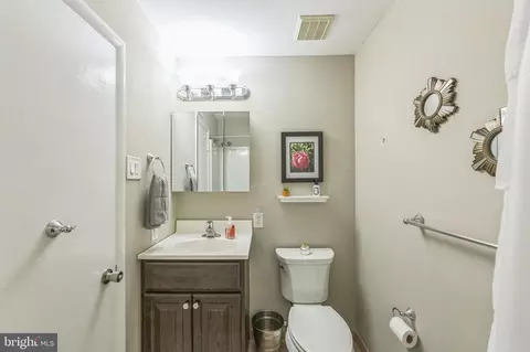 714 B Putnam Blvd, Wallingford, PA 19086 photo 16
