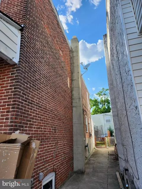 1316 E 12th St, Crum Lynne, PA 19022 photo 16