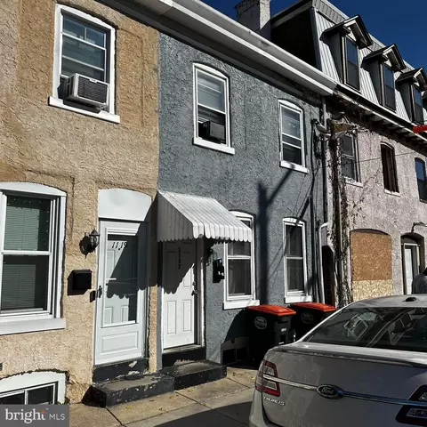 1117 Upland St, Chester, PA 19013