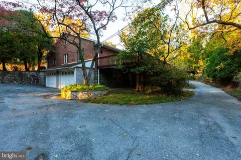 Exterior - 820 Crestview Dr, Springfield, PA 19064 photo 10 of 10