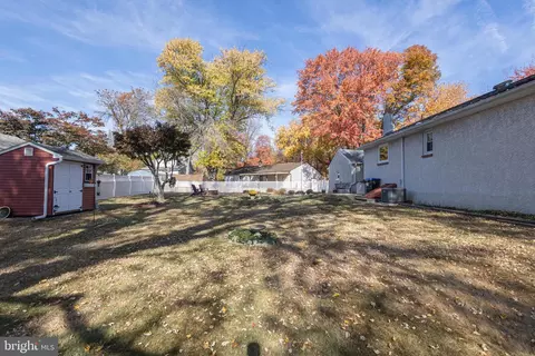 2210 Wharton Ave, Boothwyn, PA 19061 photo 27