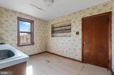 1012 Anderson Ave, Marcus Hook, PA 19061 photo 11