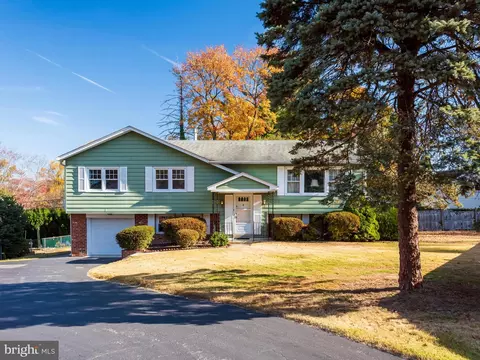 2625 12 Sunset Blvd, Broomall, PA 19008
