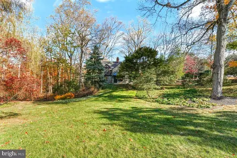 134 Lakeview Dr, Media, PA 19063