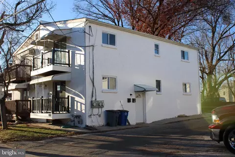 2231 Amosland Rd, Holmes, PA 19043