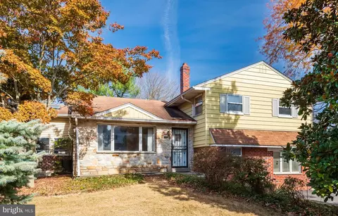 2207 Winding Way, Broomall, PA 19008