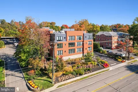 427 E Lancaster Ave #2302, Wayne, PA 19087 photo 46