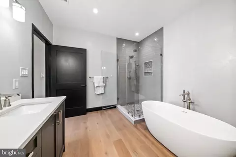427 E Lancaster Ave #2302, Wayne, PA 19087 photo 36